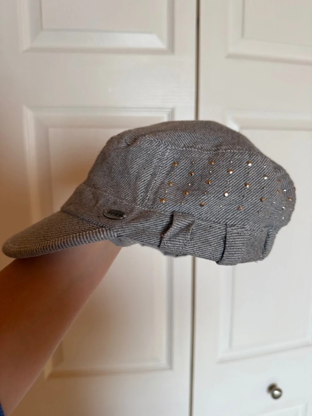 Roxy Hat - Picture 2 of 4